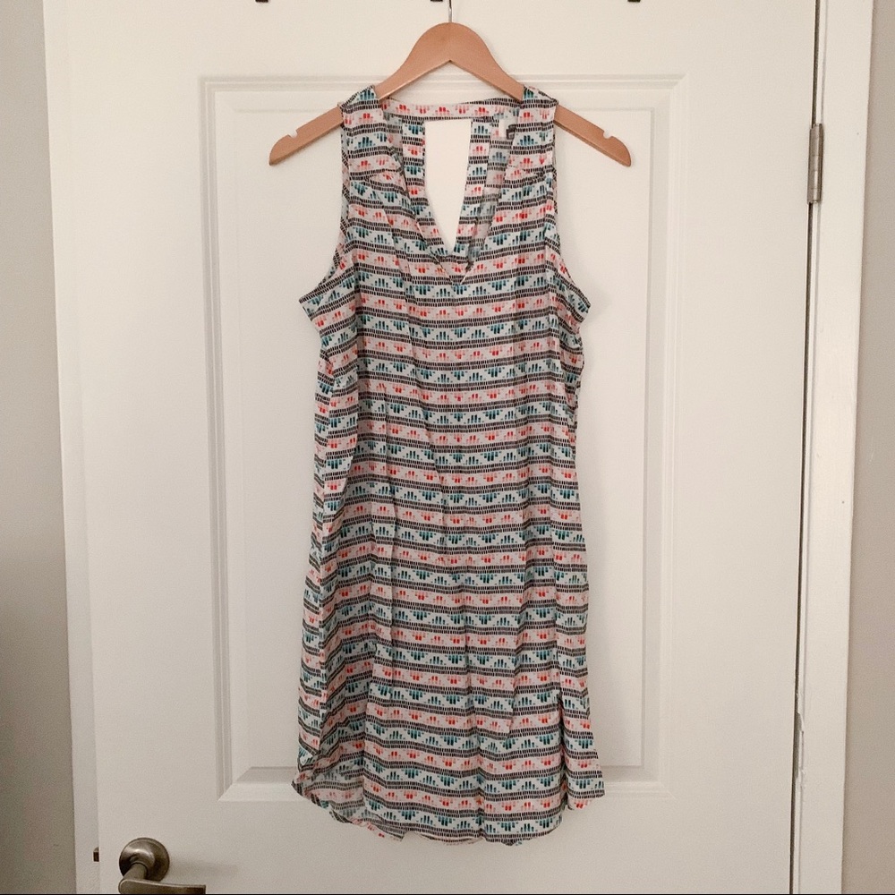 Old Navy Sleeveless Shift Dress